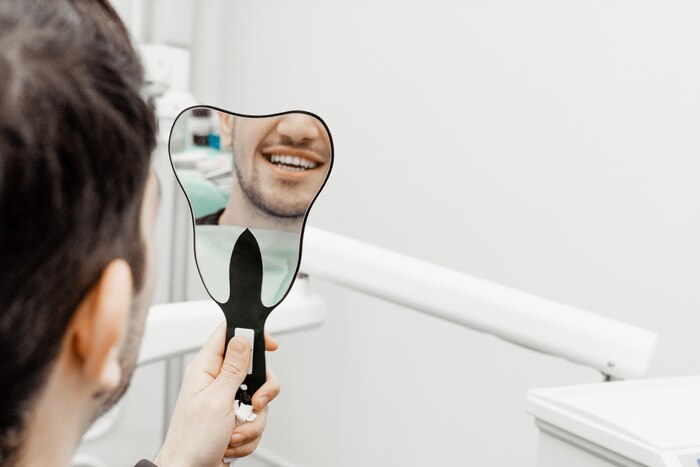 Voordelen van het Kiezen voor Cosmetische Tandheelkunde Bij Mij in de Buurt